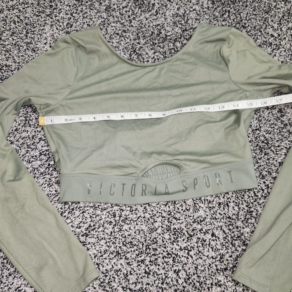 Victorias Secret Sport Olive Green Crop Top Long Sleeve Open Back Keyhole Gym S
